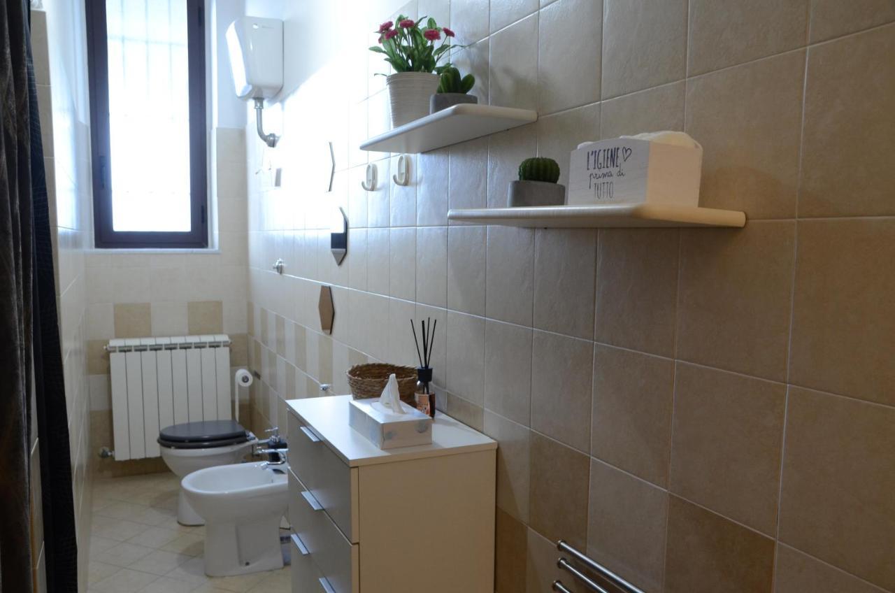 La Finestra Sul Viale Hotel Pisa Bagian luar foto