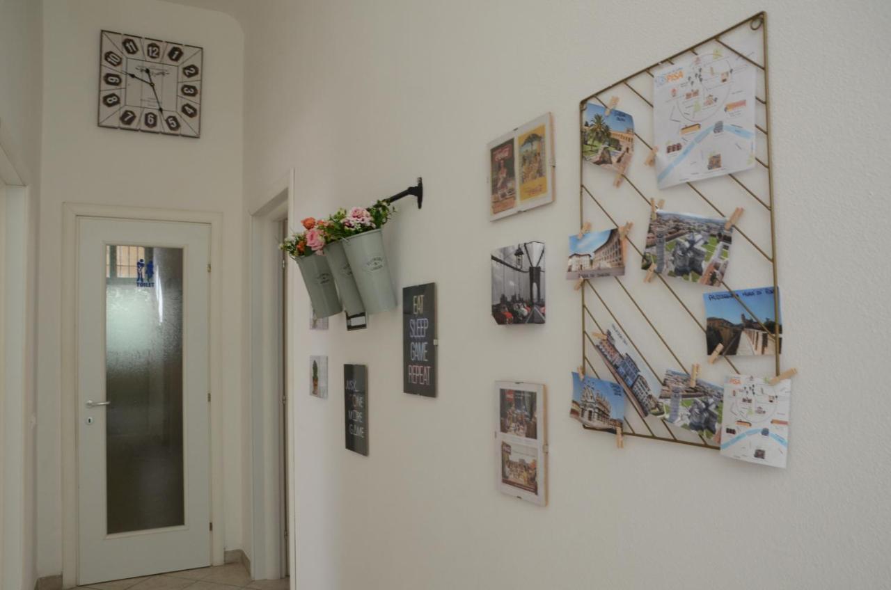 La Finestra Sul Viale Hotel Pisa Bagian luar foto