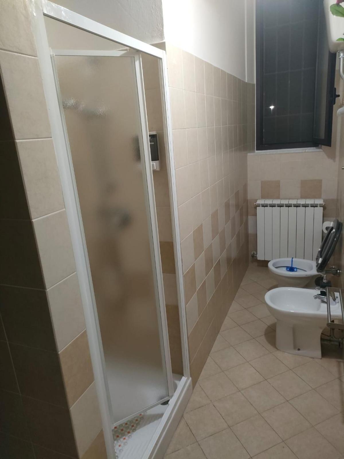 La Finestra Sul Viale Hotel Pisa Bagian luar foto